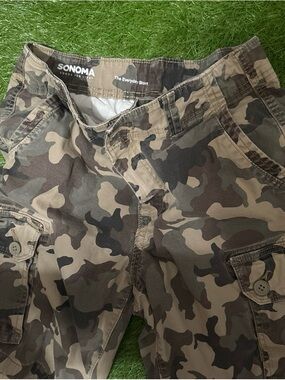 Camo jorts